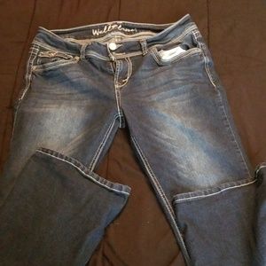 Wallflower jeans